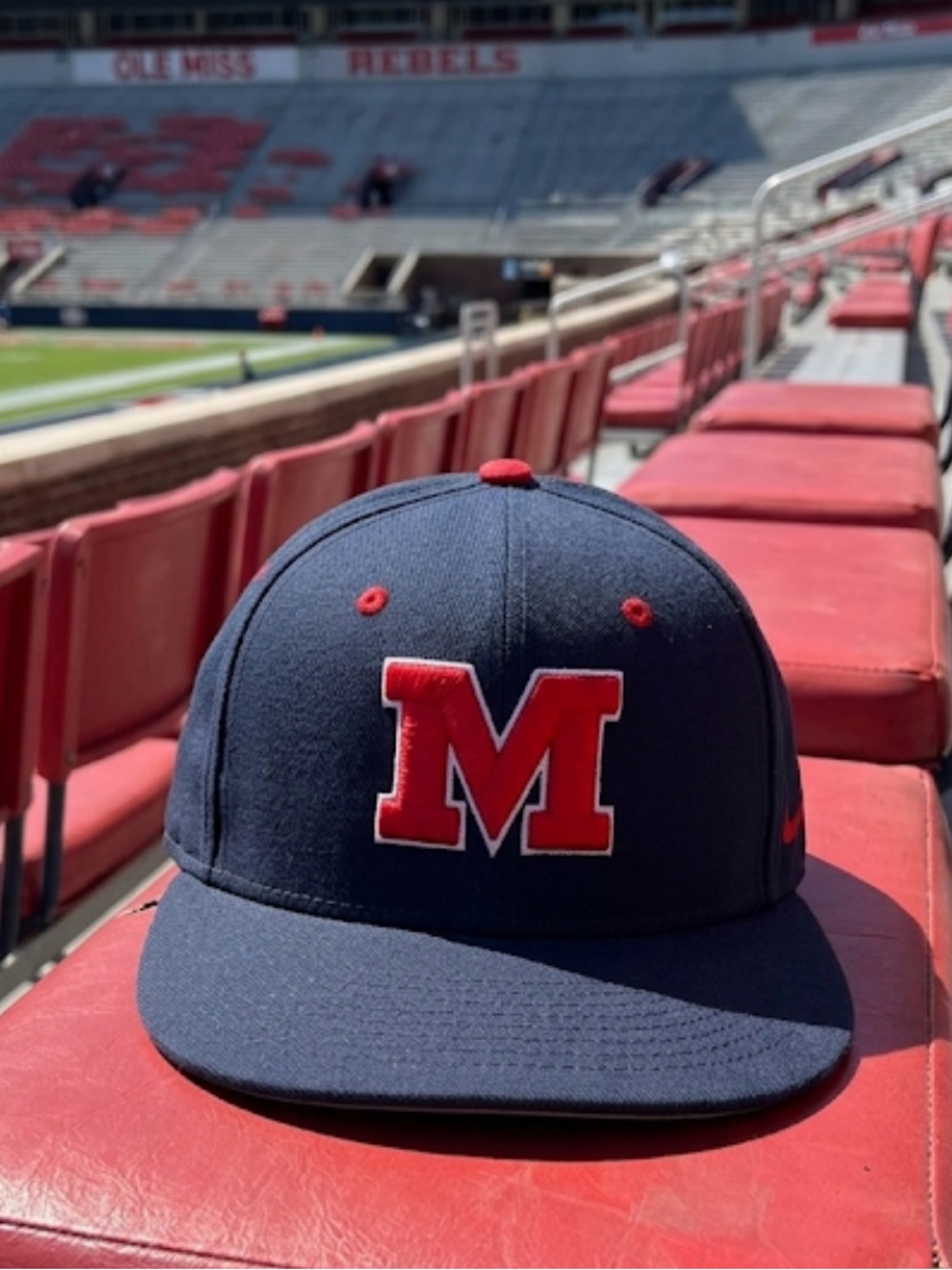 Ole Miss University of Mississippi Nike Dri-Fit Size 7 1/4” College Athletic Hat